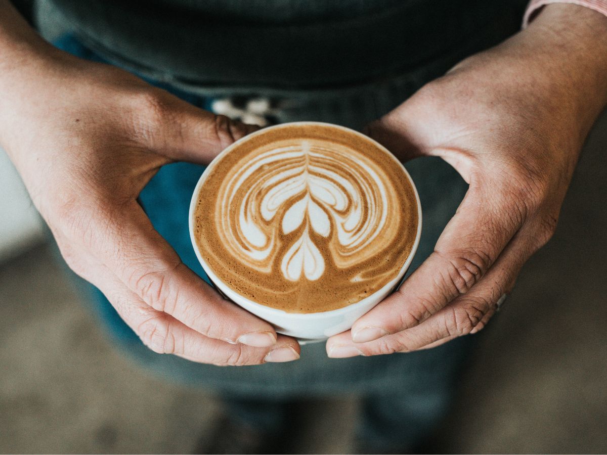 Latte art in cappuccino drink