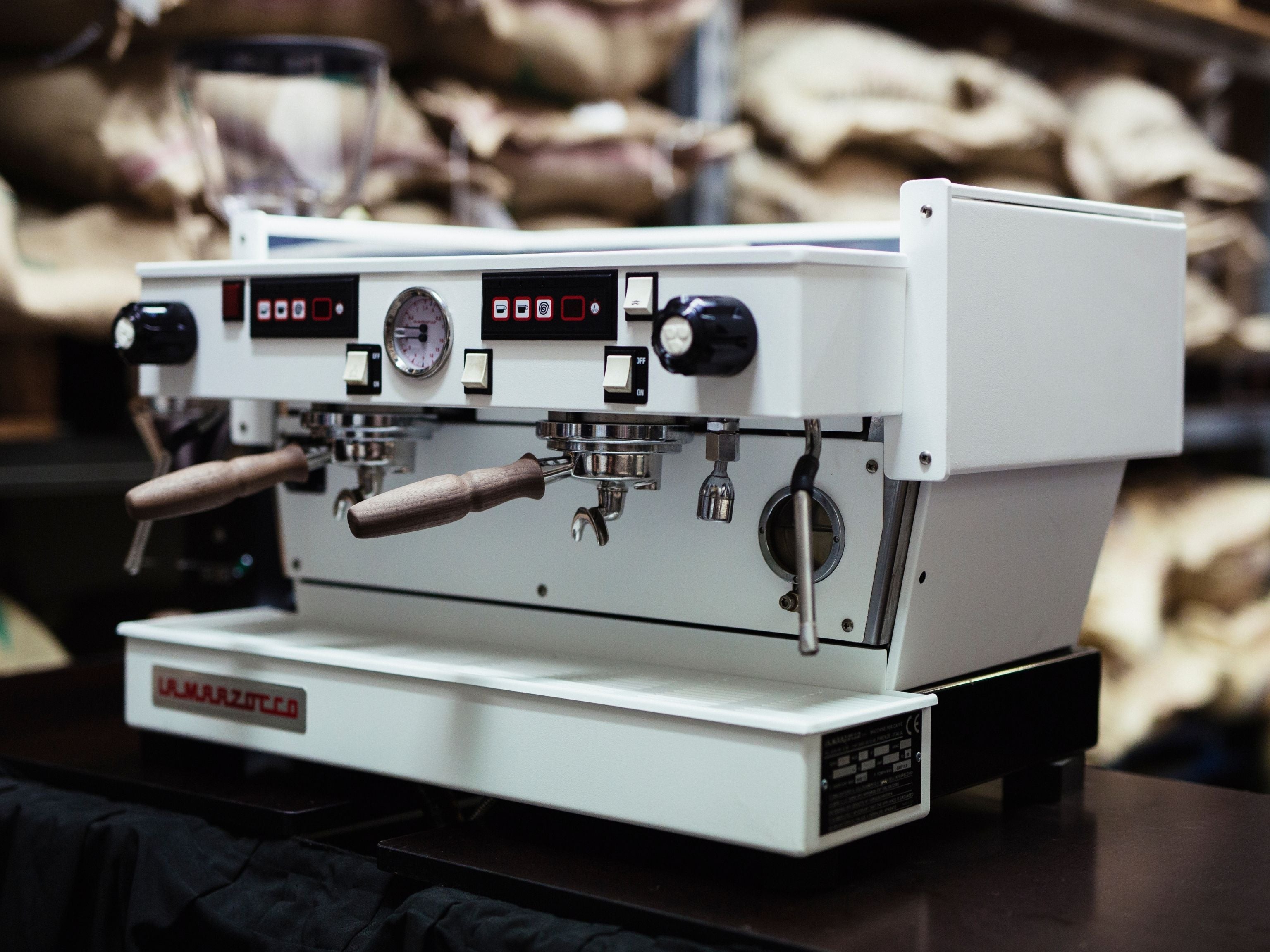 La marzocco linea coffee machine